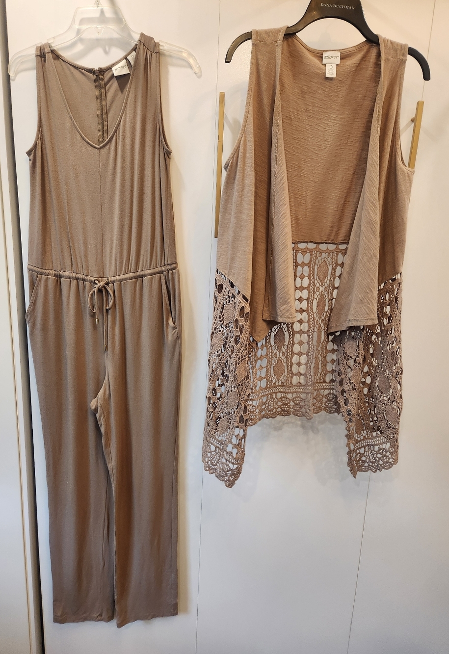 Chico's 2pc Jumper. Can be worn separately.